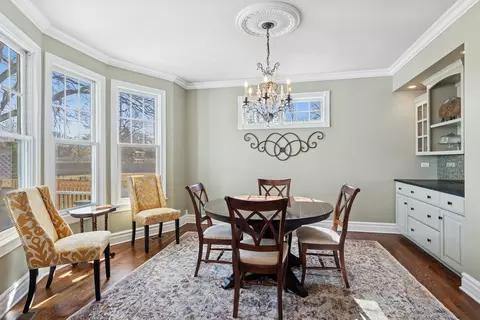 Dining - 123 S Blanchard St, Wheaton, IL 60187 photo 3 of 3