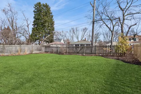 Exterior - 123 S Blanchard St, Wheaton, IL 60187 photo 4 of 4
