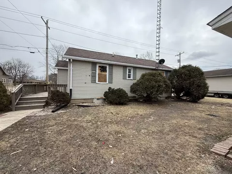 Exterior - 431 W Cedar St, Ladd, IL 61329 photo 3 of 4