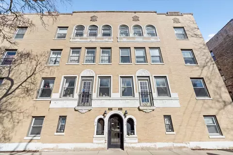 2618 W Rosemont Ave #1, Chicago, IL 60659