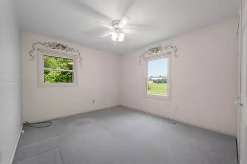 Bedroom - 839 S Curtis Ave, Kankakee, IL 60901 photo 3 of 4