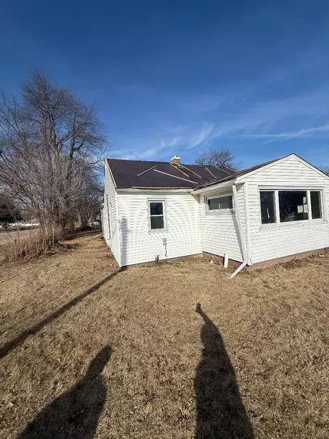 1214 W 20th St, Rock Falls, IL 61071