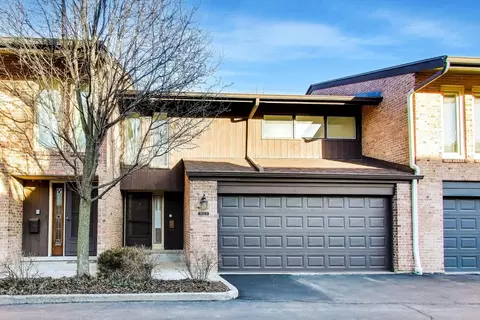 1836 Wildberry Dr #B, Glenview, IL 60025