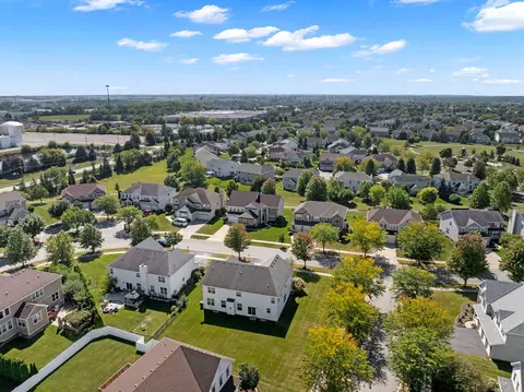 View/Area - 1916 Blue Heron Cir, Bartlett, IL 60103 photo 2 of 2