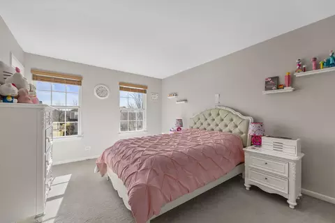 Bedroom - 1916 Blue Heron Cir, Bartlett, IL 60103 photo 4 of 6