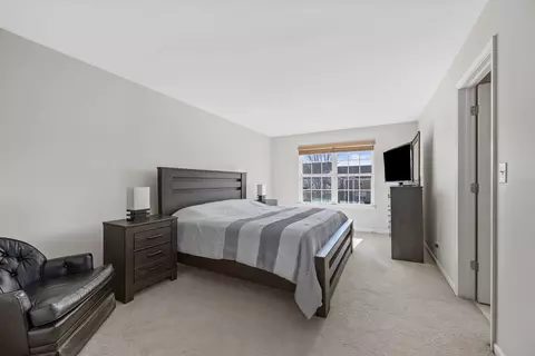 Bedroom - 1916 Blue Heron Cir, Bartlett, IL 60103 photo 6 of 6