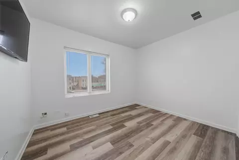 Other - 214 E 37th St #2, Chicago, IL 60653 photo 2 of 5