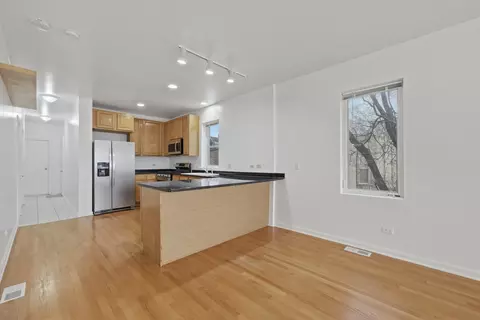 Other - 214 E 37th St #2, Chicago, IL 60653 photo 1 of 5