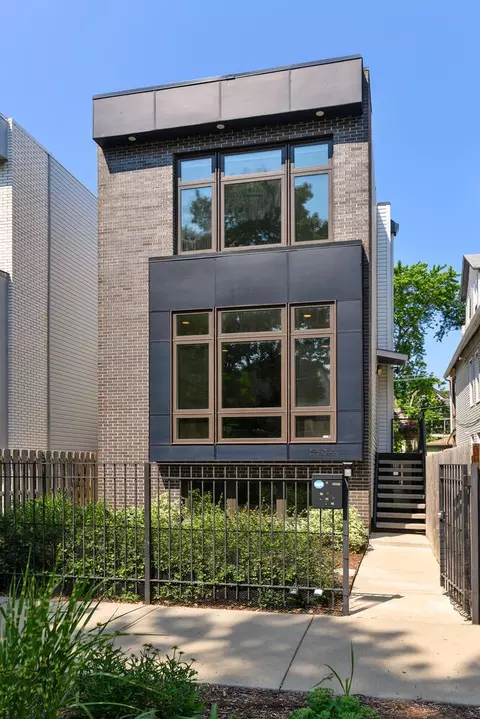 1634 N Richmond St, Chicago, IL 60647
