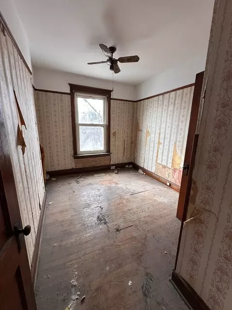 Bedroom - 7434 S Union Ave, Chicago, IL 60621 photo 1 of 2