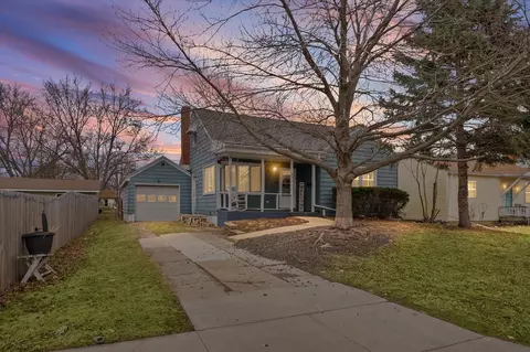 423 E Payson St, Pontiac, IL 61764