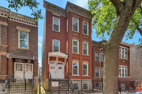 2637 W Crystal St #1, Chicago, IL 60622