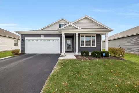 1145 Heritage Ct, Pingree Grove, IL 60140