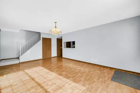 Living - 369 Gregory St, Aurora, IL 60504 photo 2 of 4