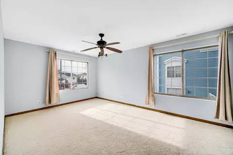 Bedroom - 369 Gregory St, Aurora, IL 60504 photo 1 of 4