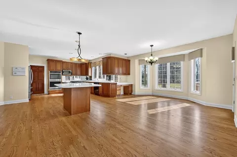 7415 Forest Oak Dr, Mchenry, IL 60050 photo 6
