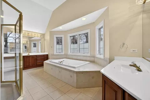 7415 Forest Oak Dr, Mchenry, IL 60050 photo 19