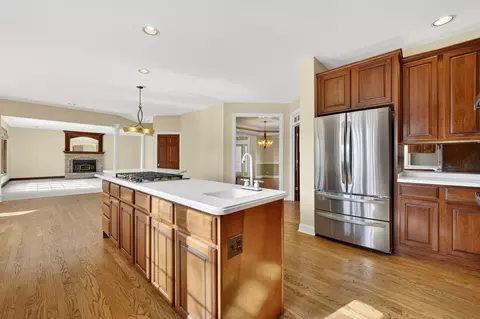 7415 Forest Oak Dr, Mchenry, IL 60050 photo 8