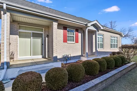Other - 895 Eineke Blvd, Algonquin, IL 60102 photo 2 of 5
