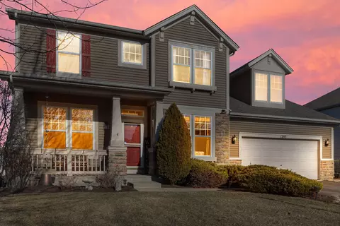 1203 Devon Dr, Antioch, IL 60002
