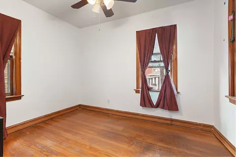 Bedroom - 6036 S 74th Ave, Summit, IL 60501 photo 3 of 5