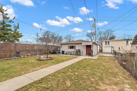 Exterior - 6036 S 74th Ave, Summit, IL 60501 photo 2 of 7