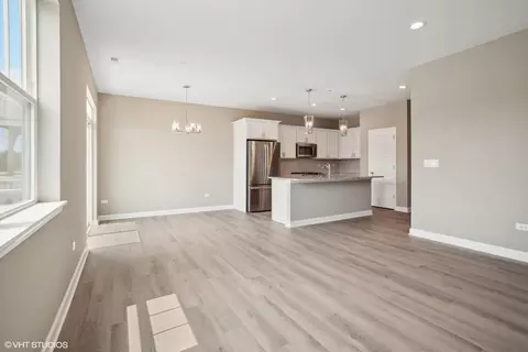 Living - 276 Masters Dr, Addison, IL 60101 photo 1 of 2