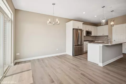 Dining - 276 Masters Dr, Addison, IL 60101 photo 1 of 1