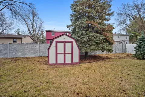 Exterior - 102 Nottingham Chase Chase, Normal, IL 61761 photo 3 of 4