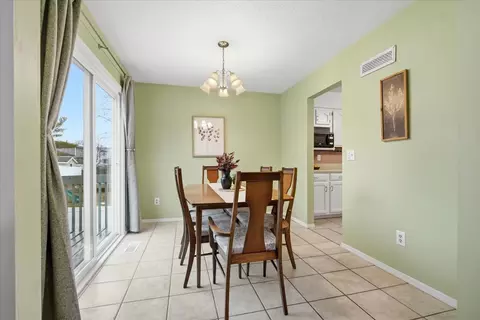 Dining - 102 Nottingham Chase Chase, Normal, IL 61761 photo 1 of 2