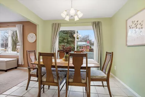 Dining - 102 Nottingham Chase Chase, Normal, IL 61761 photo 2 of 2