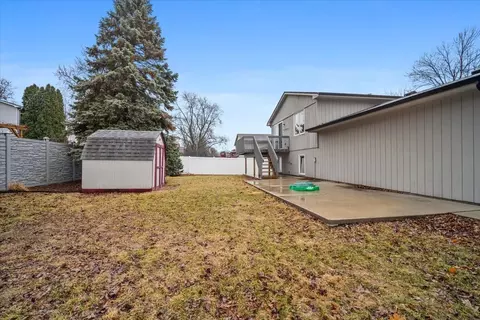 Exterior - 102 Nottingham Chase Chase, Normal, IL 61761 photo 2 of 4