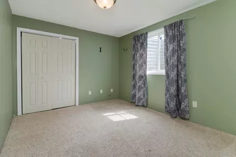 Bedroom - 1508 Biltmore Ct, Normal, IL 61761 photo 9 of 10