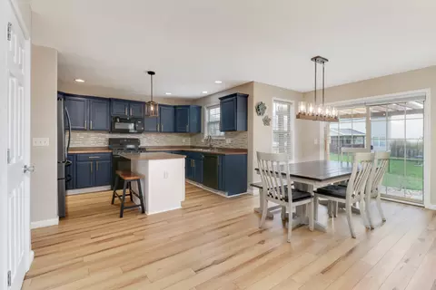 Kitchen - 1508 Biltmore Ct, Normal, IL 61761 photo 2 of 6