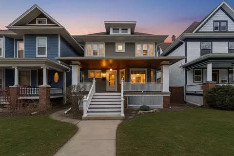 2537 N Bernard St, Chicago, IL 60647