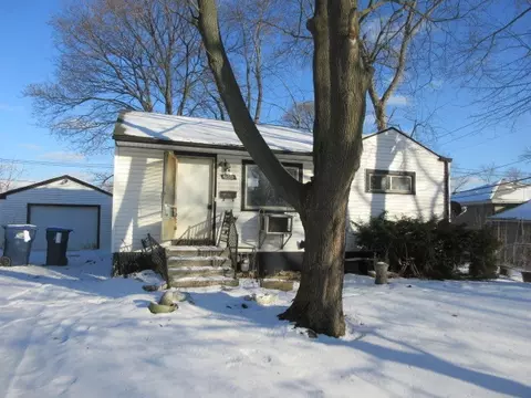 Undisclosed, Waukegan, IL 60087