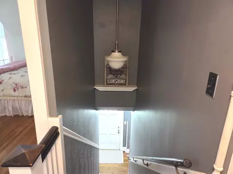 Entry Way - 907 W Hovey Ave, Normal, IL 61761 photo 1 of 2