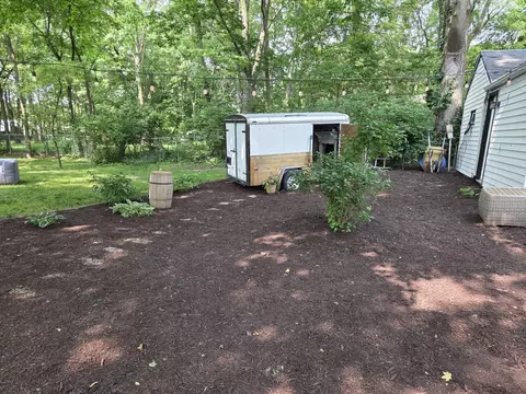 Exterior - 907 W Hovey Ave, Normal, IL 61761 photo 10 of 27