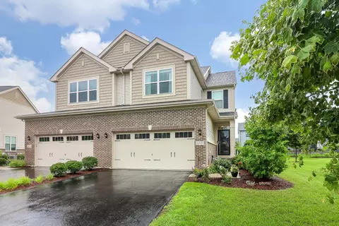 26537 W Countryside Ln, Plainfield, IL 60585