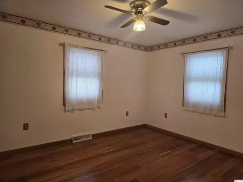 239 Rogers Rd, Carthage, IL 62321 photo 13