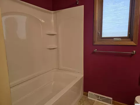 239 Rogers Rd, Carthage, IL 62321 photo 12