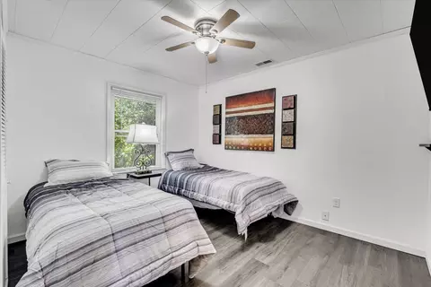 Bedroom - 3229 66th Ave, Moline, IL 61265 photo 7 of 10
