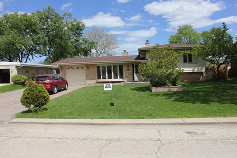 5639 N Manor Ln, Chicago, IL 60631