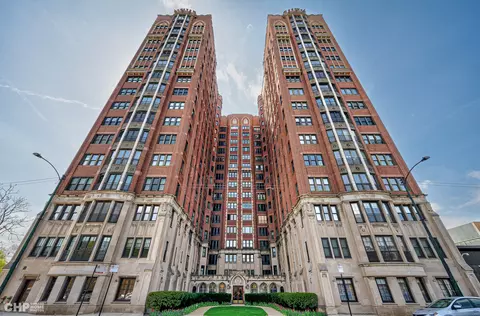 5838 S Stony Island Ave #8E, Chicago, IL 60637