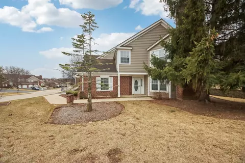 Exterior - 1002 Interloch Ct #1002, Algonquin, IL 60102 photo 3 of 6