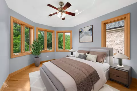 Bedroom - 1017 E Red Oak St, Addison, IL 60101 photo 6 of 6