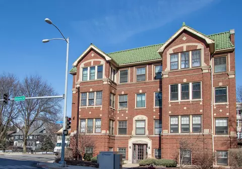 1146 Ontario St #1E, Oak Park, IL 60302