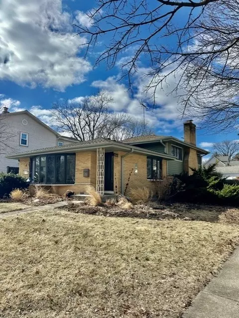 3900 Howard Ave, Western Springs, IL 60558