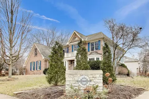 26 W401 Torrey Pines Ct, Winfield, IL 60190