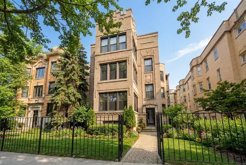 4516 N Greenview Ave #2, Chicago, IL 60640